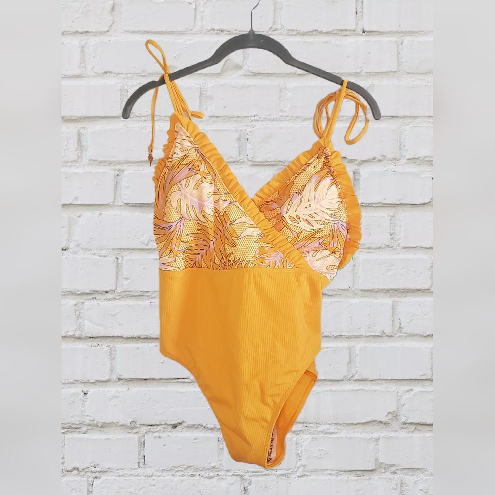 29. NOBO One piece swimsuit
